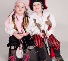  Pirátské kostýmy